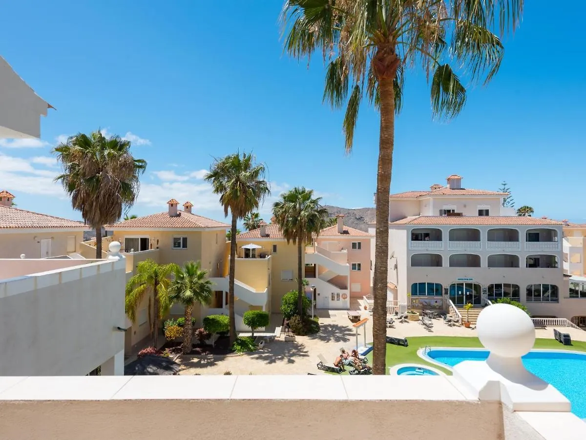 10E Country Club Accommodation Pool! Arona  Apartment